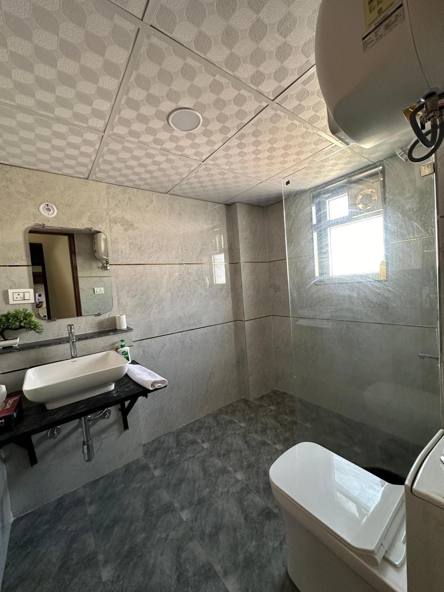 Sky Villa With Private Pool ノイダ エクステリア 写真